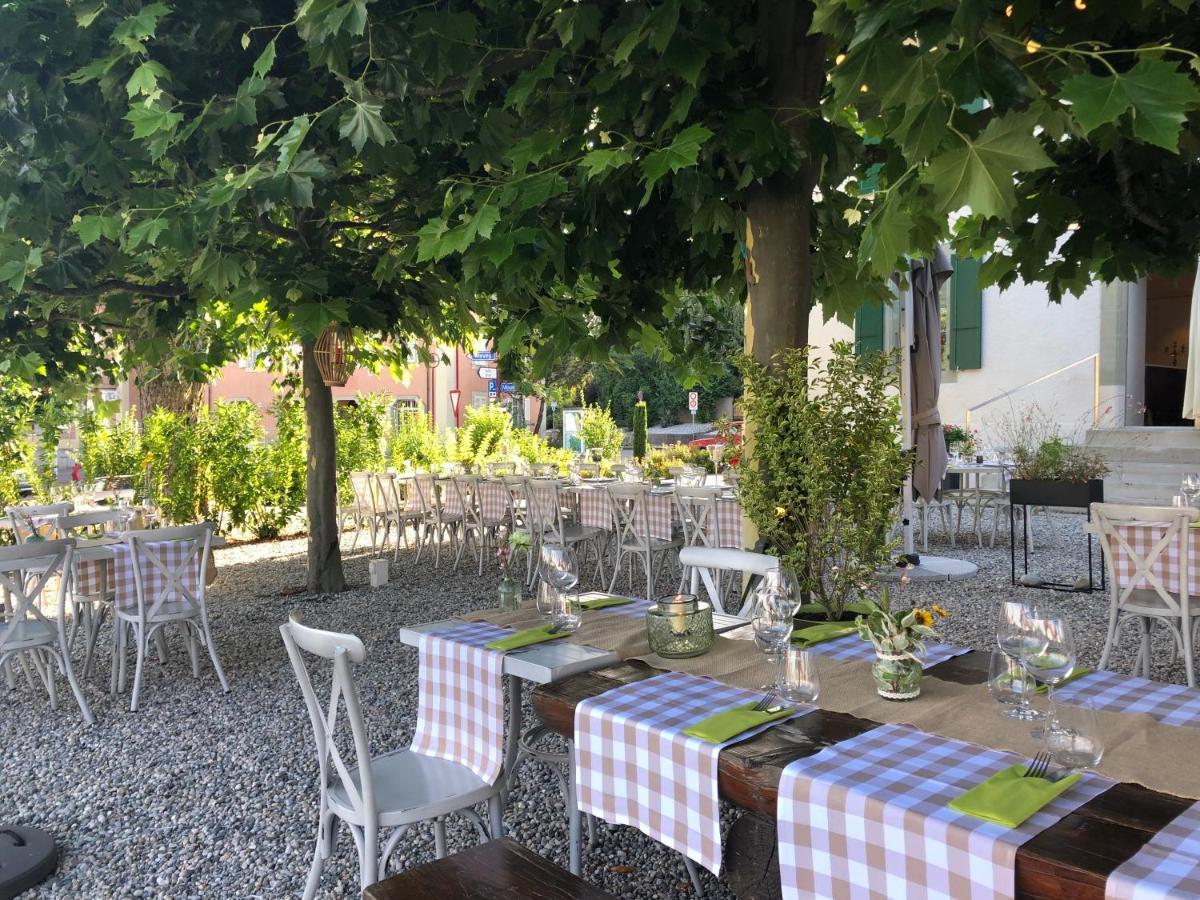 L'Auberge De Mezieres Екстер'єр фото