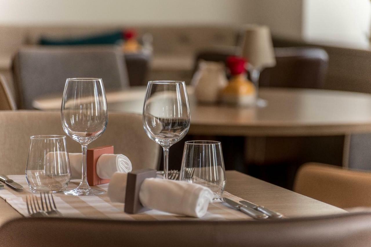 L'Auberge De Mezieres Екстер'єр фото